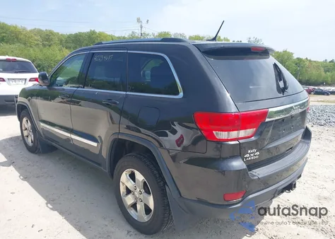 2013 Jeep Grand Cherokee Laredo из США, поврежденный, VIN 1C4RJFAG9DC501993